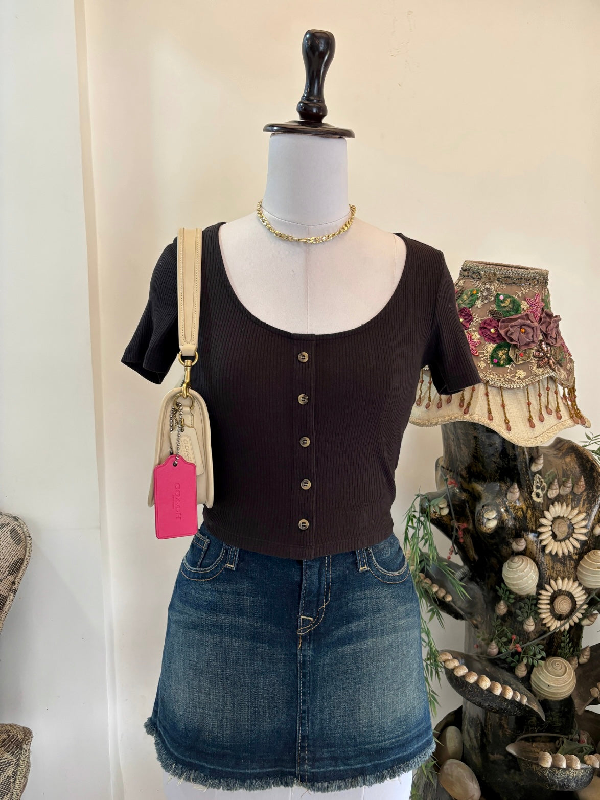 Black Buttons Top