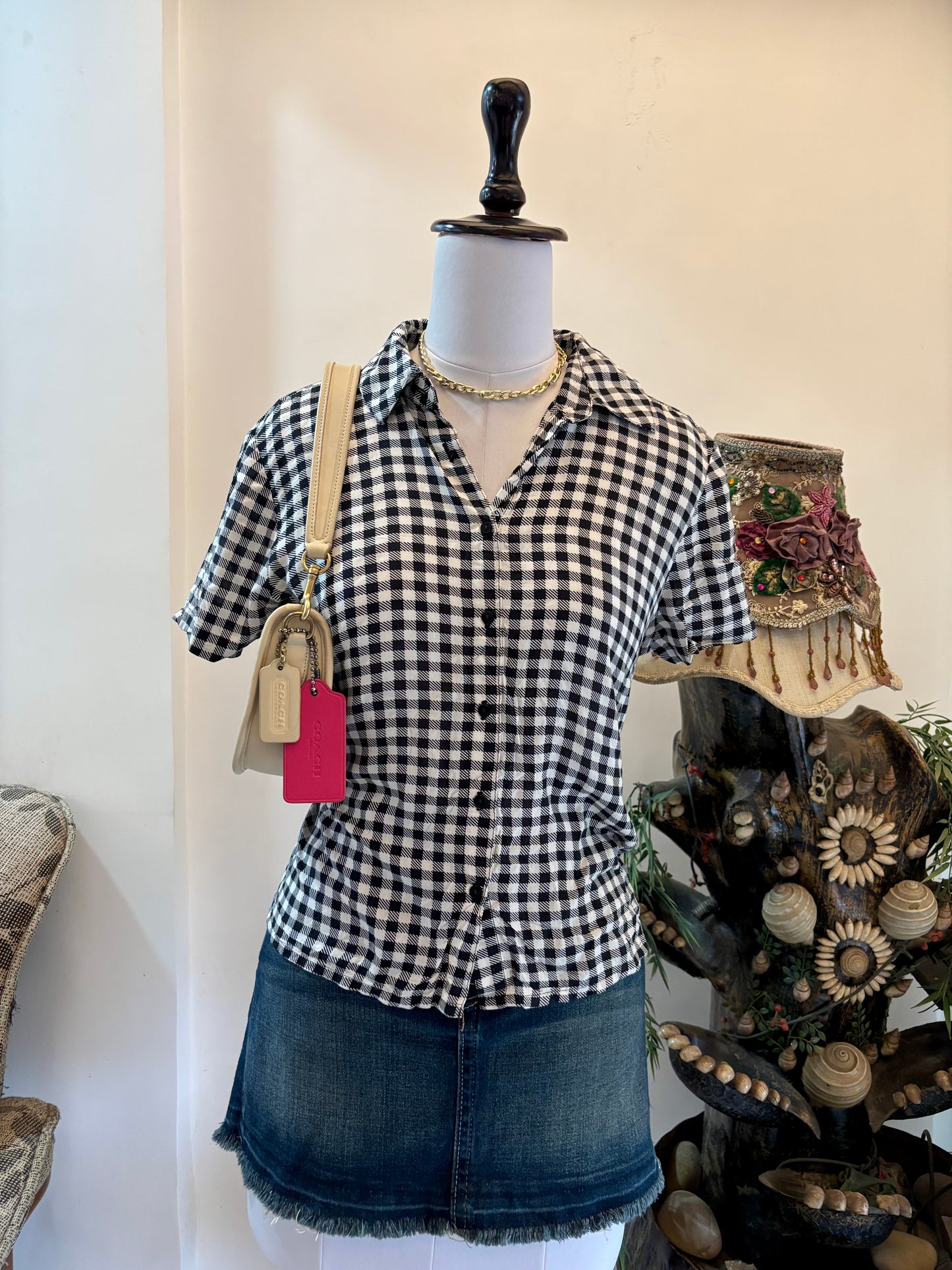 B&W Short Shirt