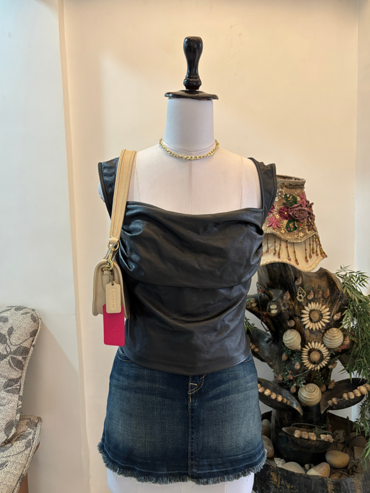 Pretty Ruched Style Top