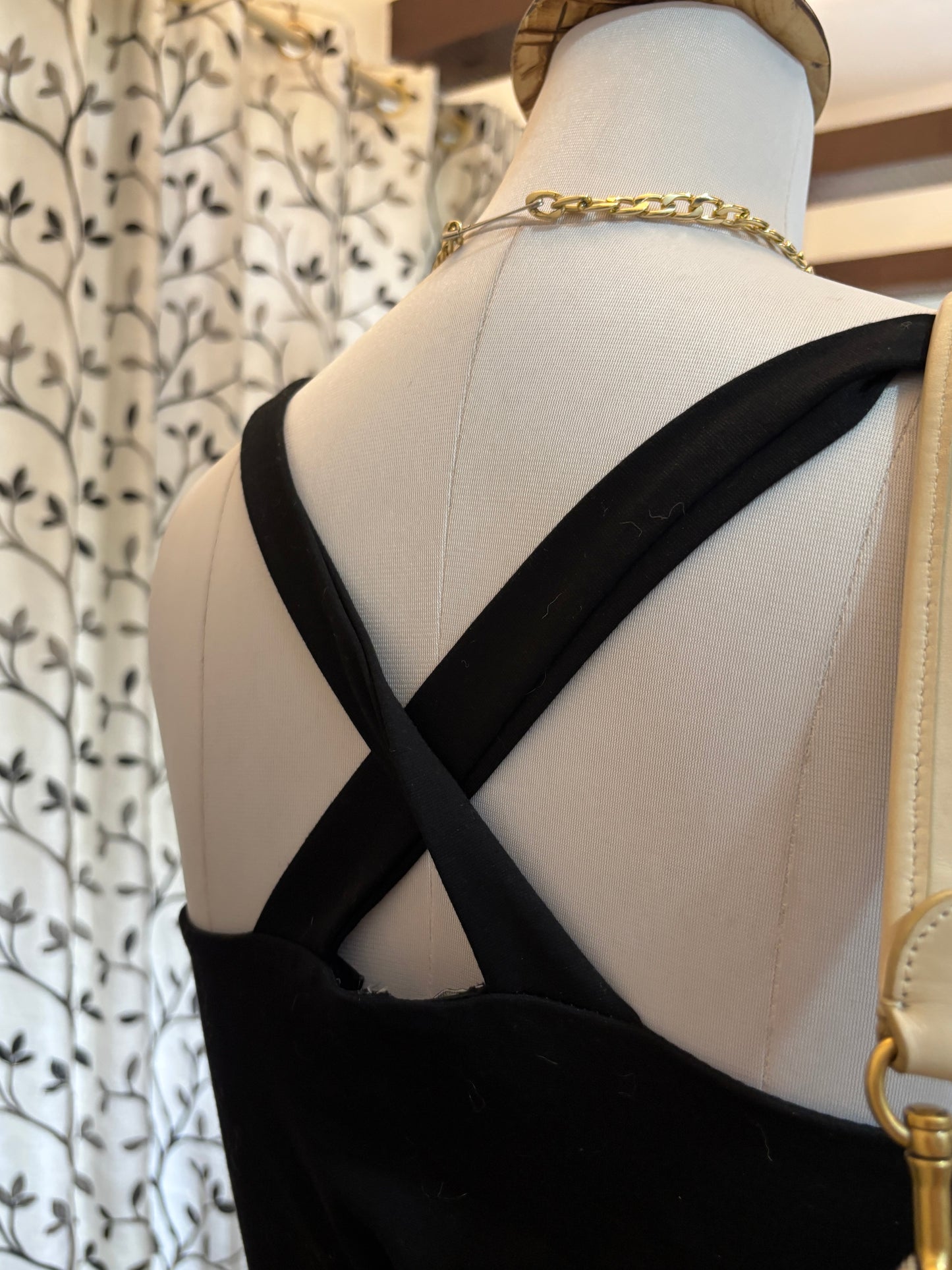 Black Criss Cross Back Crop Top