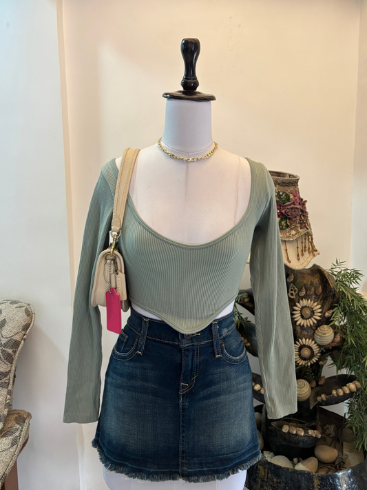Green Fitted Asymmetrical Hem Top