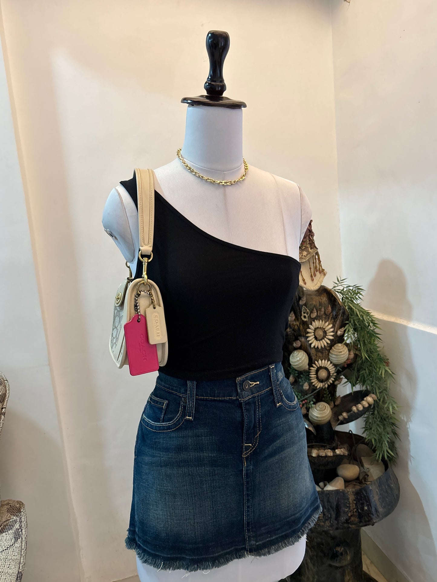 Black One Shoulder Top