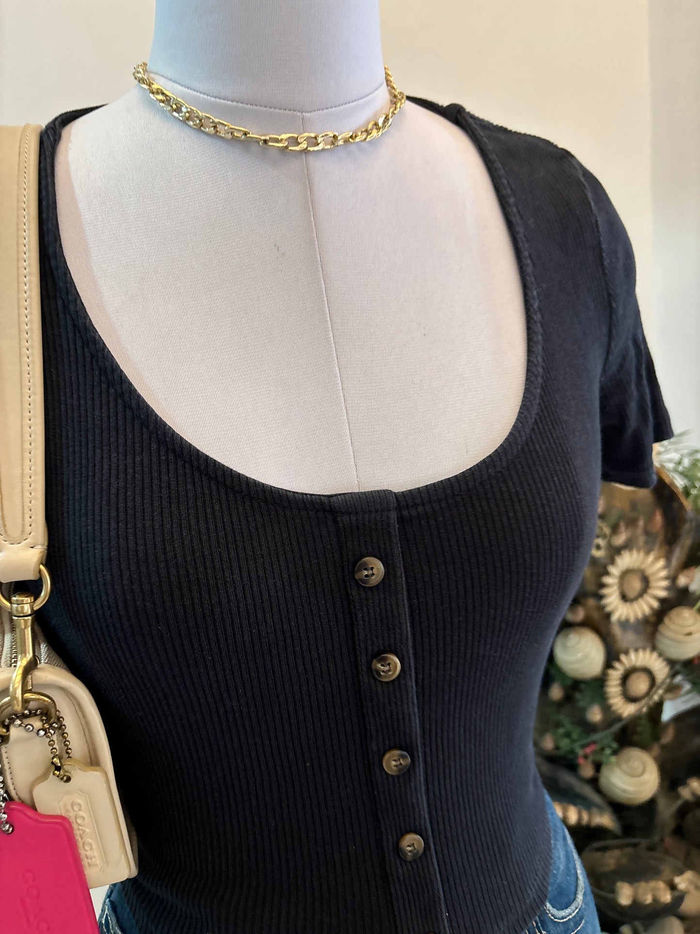 Black Buttons Top