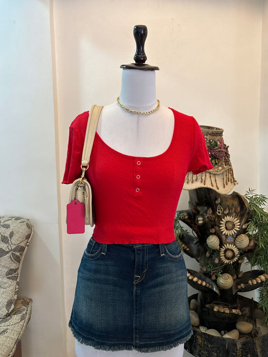 Red Buttons Top