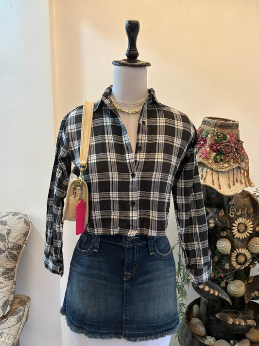 B&W Cropped Shirt